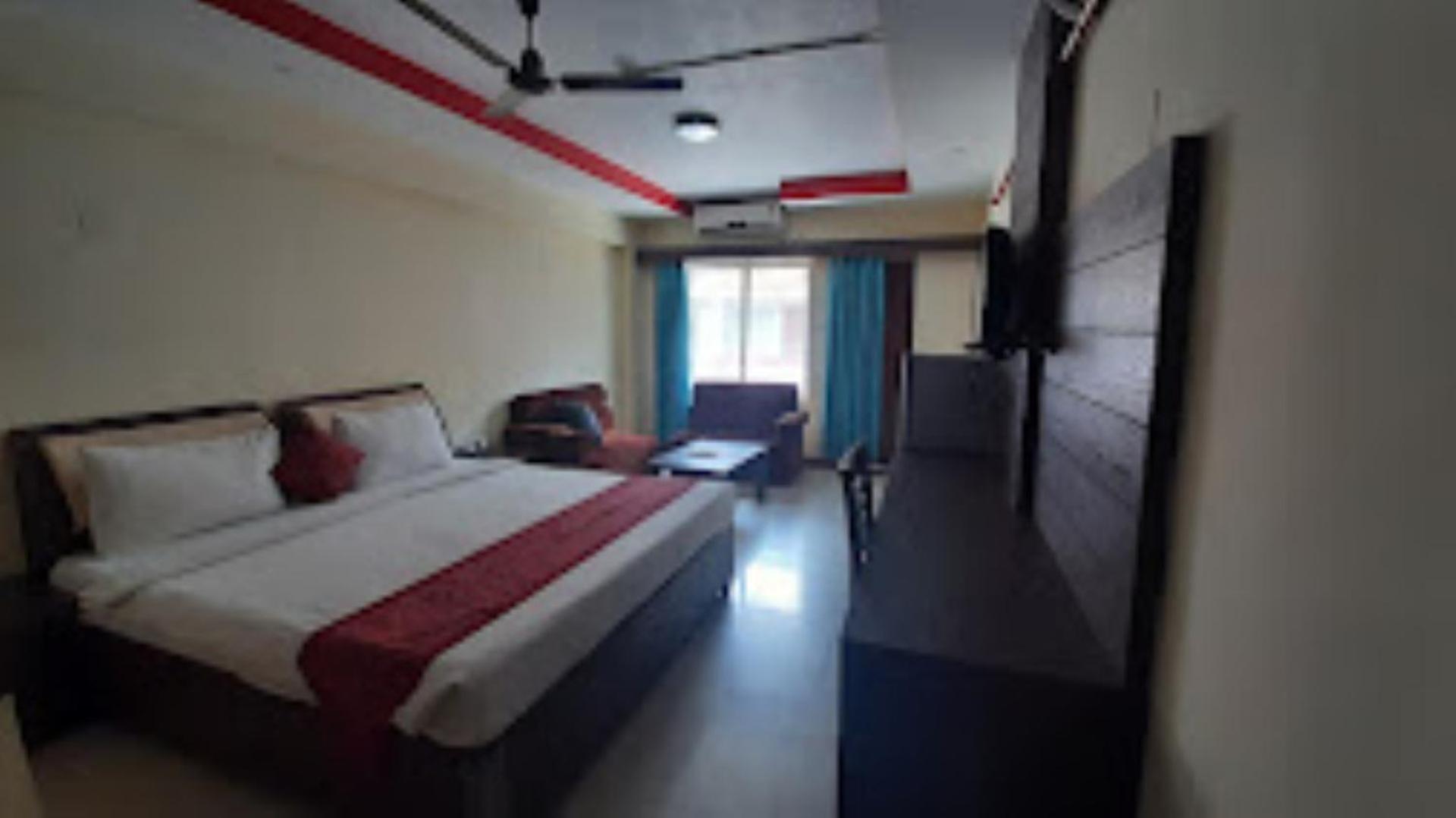 Blue Lily Beach Resort Пури Экстерьер фото